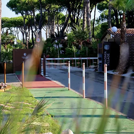 Harmonia Village Camping *