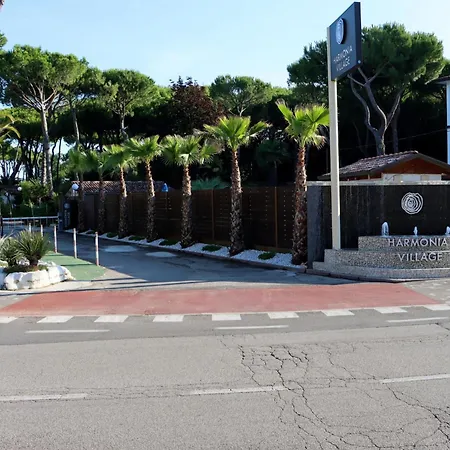 Camping Harmonia Village
